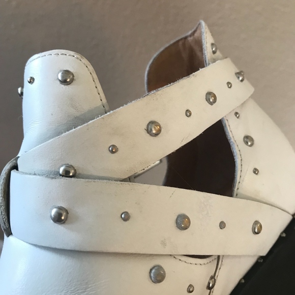 Halogen Hailey Studded Ankle Bootie - Picture 7 of 8